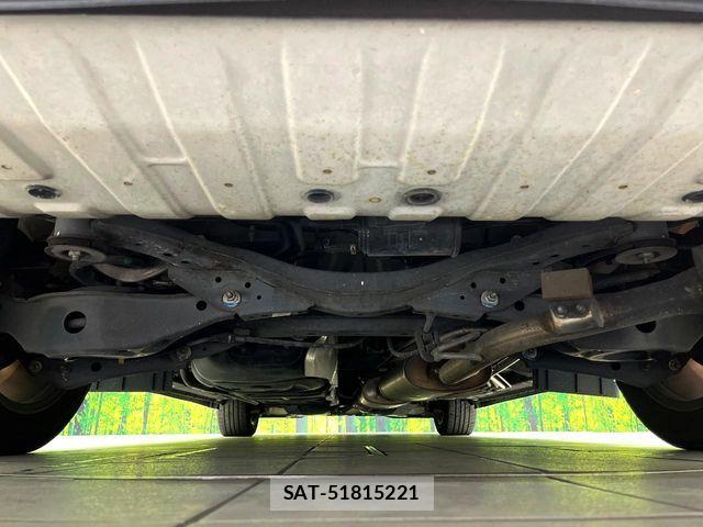 Nissan ELGRAND 2014-03 7218083-19