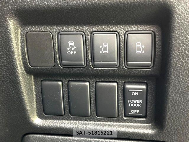 Nissan ELGRAND 2014-03 7218083-4