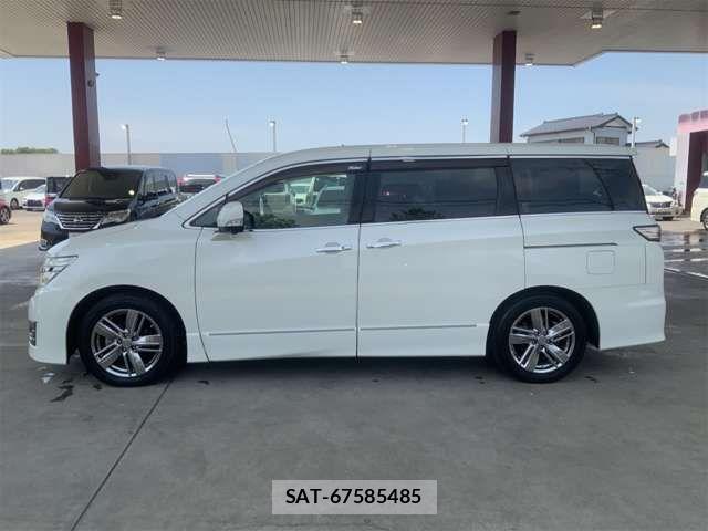 Nissan ELGRAND 2012-02 7218067-7