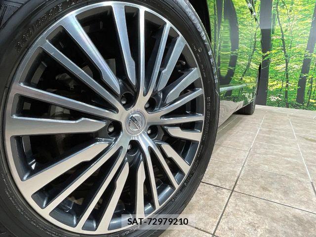 Nissan ELGRAND 2019-11 7218096-13