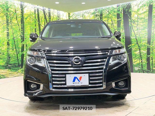 Nissan ELGRAND 2019-11 7218096-14