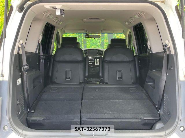Nissan ELGRAND 2014-02 7218081-10