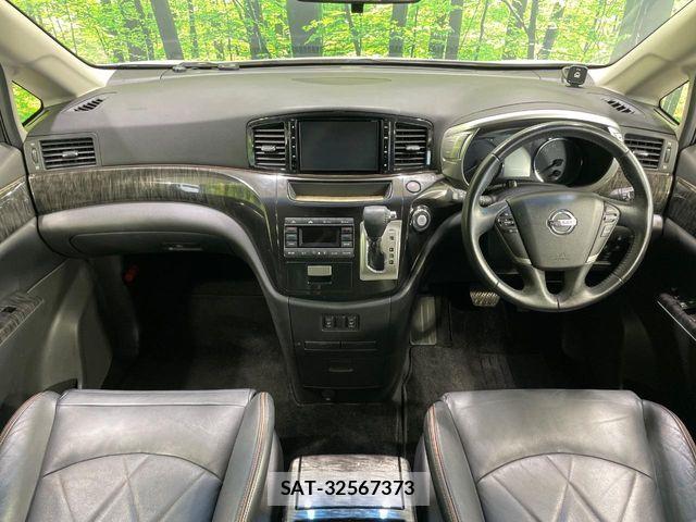 Nissan ELGRAND 2014-02 7218081-1