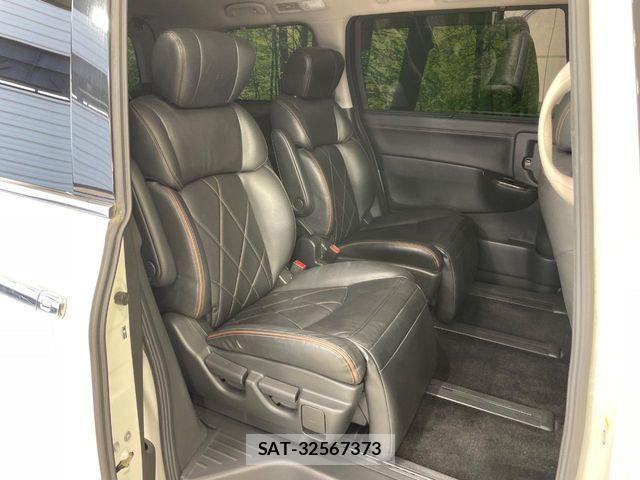 Nissan ELGRAND 2014-02 7218081-8