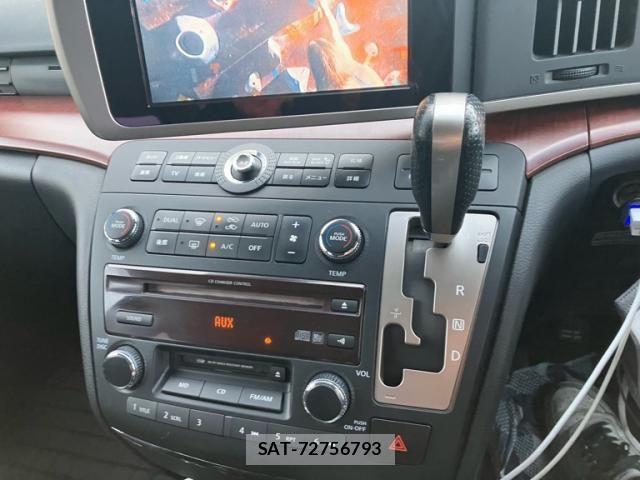 Nissan ELGRAND 2005-07 7218061-17