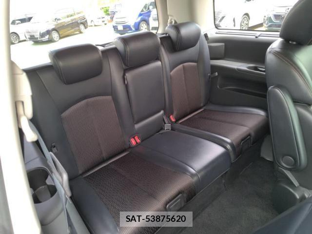 Nissan ELGRAND 2015-09 7218085-21