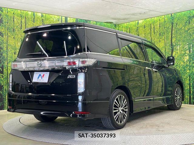 Nissan ELGRAND 2015-03 7250706-17