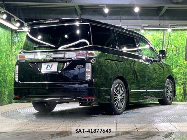 Nissan ELGRAND 2016-04 7250709-16