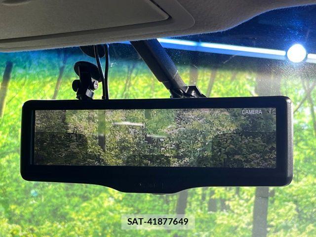 Nissan ELGRAND 2016-04 7250709-3