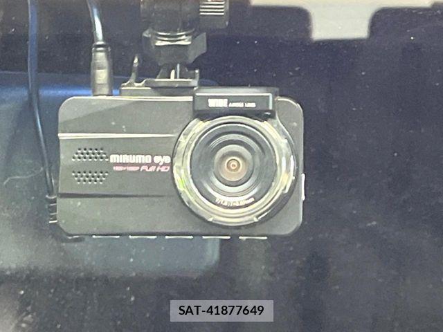 Nissan ELGRAND 2016-04 7250709-4