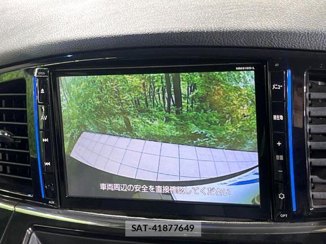Nissan ELGRAND 2016-04 7250709-5