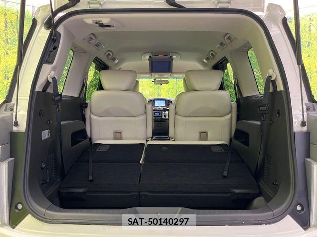 Nissan ELGRAND 2017-09 7250702-10