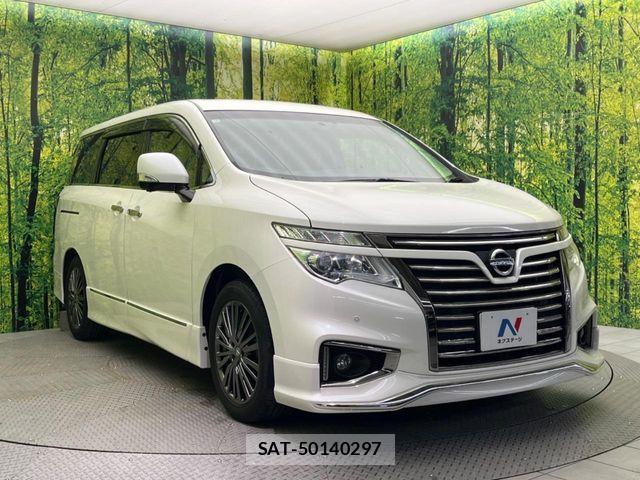 Nissan ELGRAND 2017-09 7250702-16