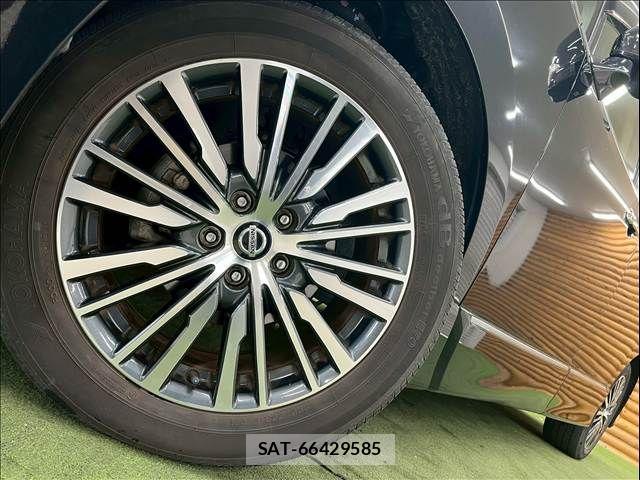 Nissan ELGRAND 2021-03 7250699-10