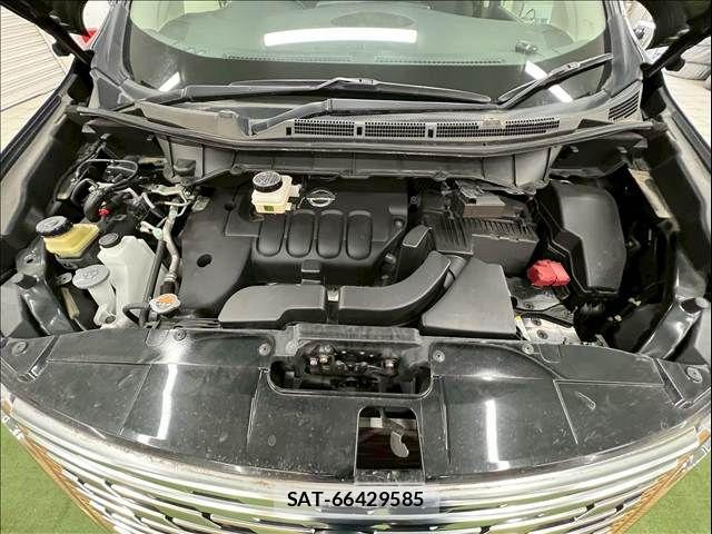 Nissan ELGRAND 2021-03 7250699-13