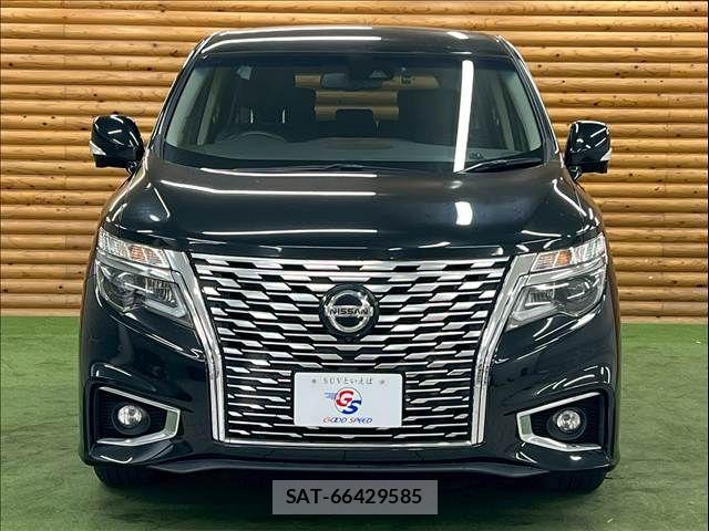 Nissan ELGRAND 2021-03 7250699-16