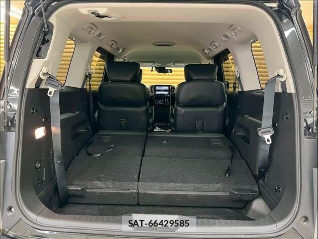 Nissan ELGRAND 2021-03 7250699-19