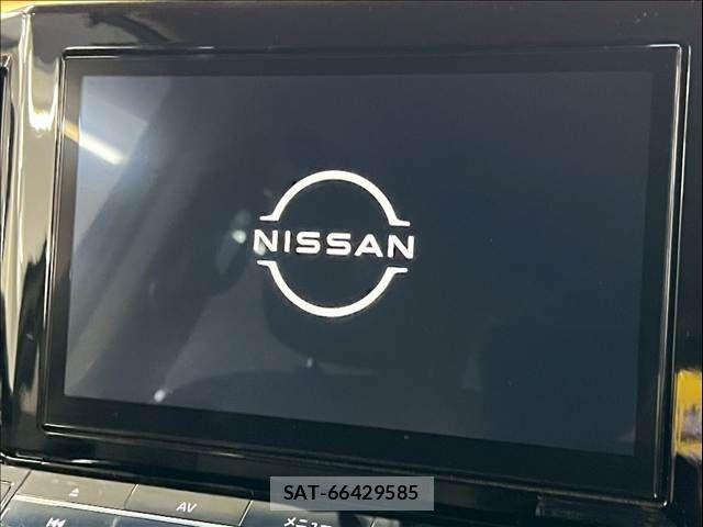 Nissan ELGRAND 2021-03 7250699-3