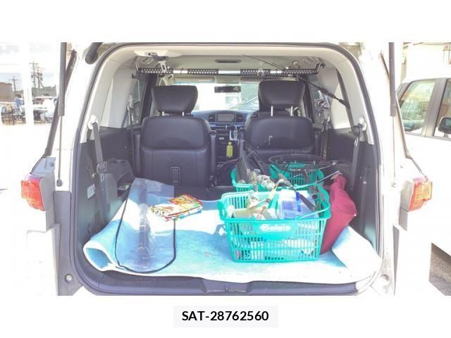 Nissan ELGRAND 2013-07 7250720-10