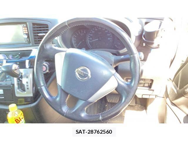 Nissan ELGRAND 2013-07 7250720-15