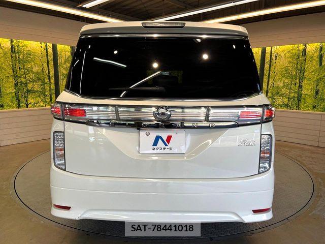Nissan ELGRAND 2018-07 7250707-14