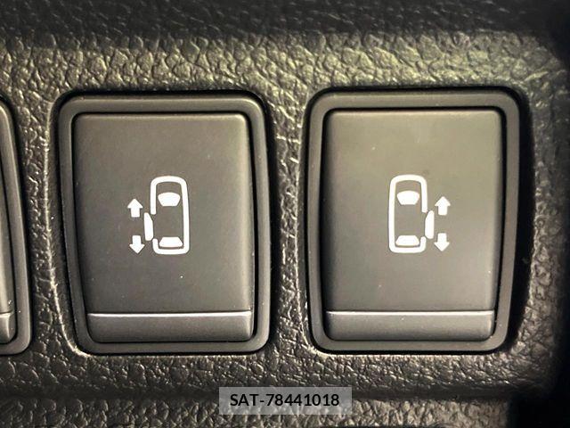 Nissan ELGRAND 2018-07 7250707-5