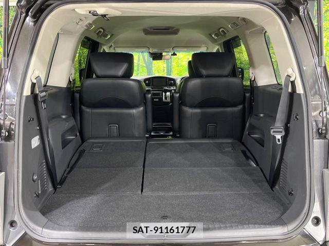 Nissan ELGRAND 2019-03 7250705-9