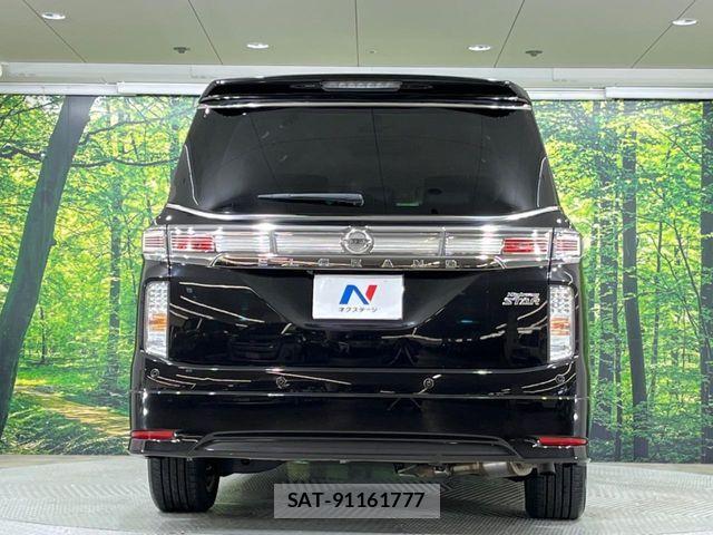 Nissan ELGRAND 2019-03 7250705-14