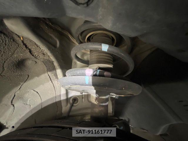Nissan ELGRAND 2019-03 7250705-19