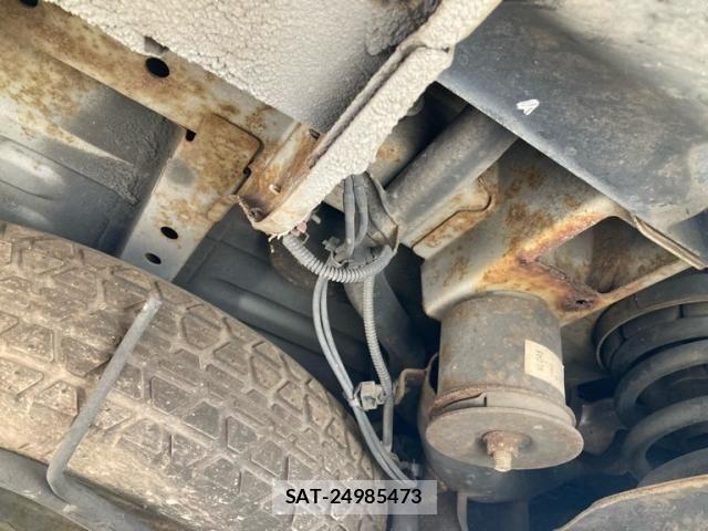 Nissan ELGRAND 2005-03 7250723-25