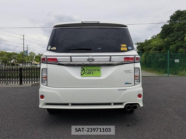 Nissan ELGRAND 2013-03 7250715-9