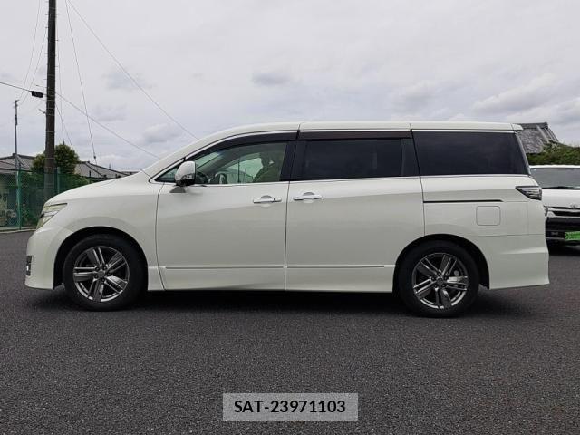 Nissan ELGRAND 2013-03 7250715-11
