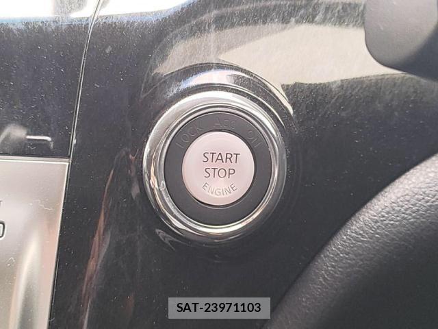 Nissan ELGRAND 2013-03 7250715-12