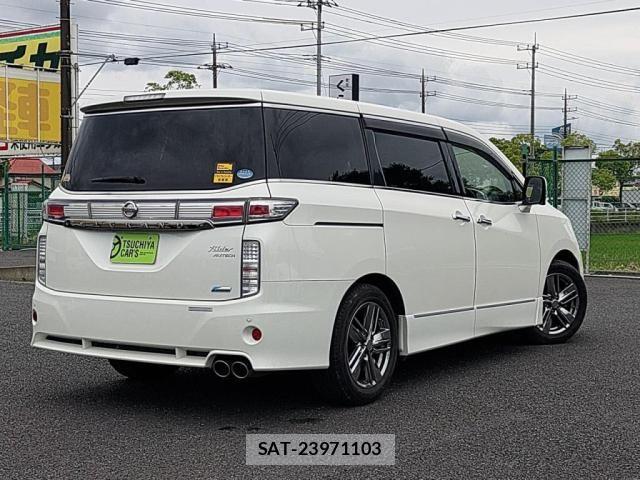 Nissan ELGRAND 2013-03 7250715-1