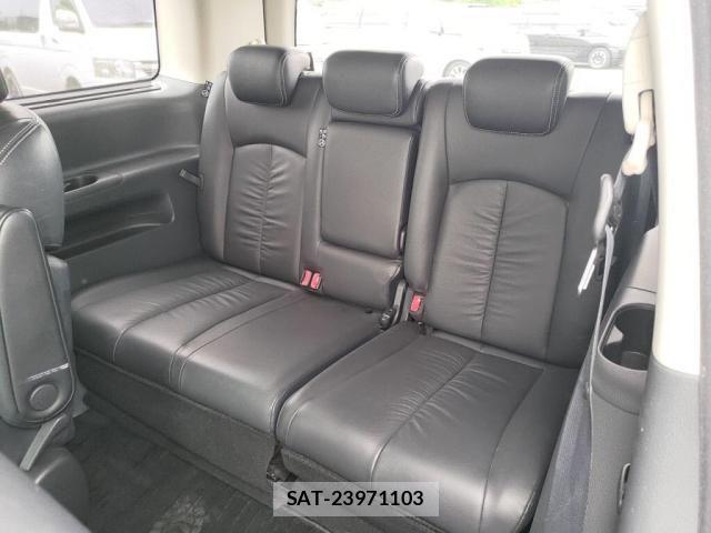 Nissan ELGRAND 2013-03 7250715-23
