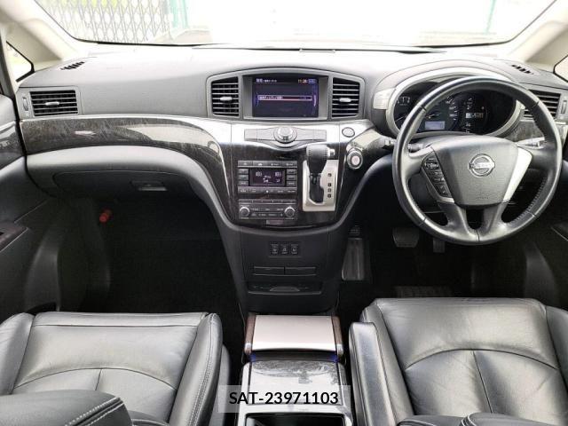 Nissan ELGRAND 2013-03 7250715-2