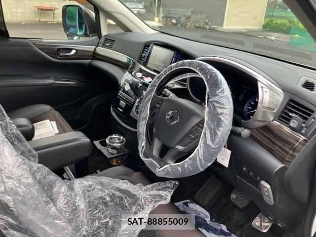 Nissan ELGRAND 2016-09 7250710-10
