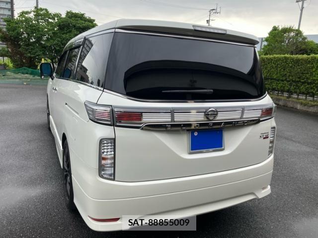 Nissan ELGRAND 2016-09 7250710-1
