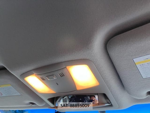 Nissan ELGRAND 2016-09 7250710-22