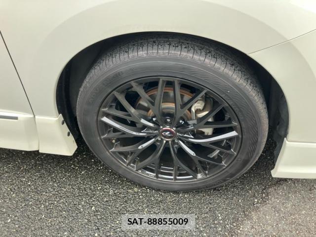Nissan ELGRAND 2016-09 7250710-3