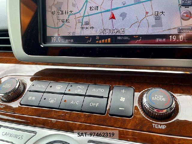 Nissan ELGRAND 2010-03 7271852-15