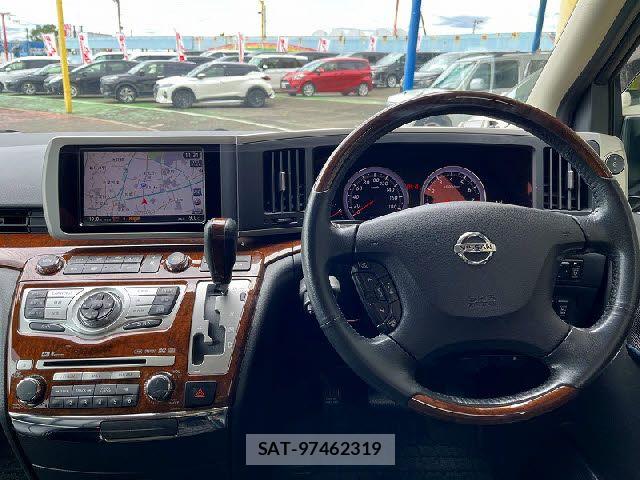Nissan ELGRAND 2010-03 7271852-1