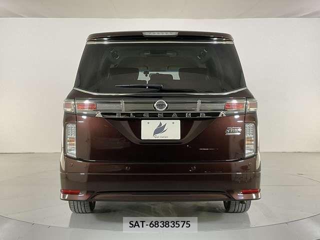 Nissan ELGRAND 2018-03 7271853-4