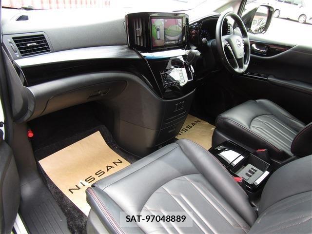 Nissan ELGRAND 2022-12 7326906-24