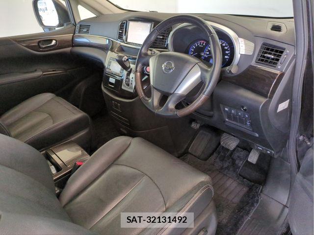 Nissan ELGRAND 2013-03 7326919-25