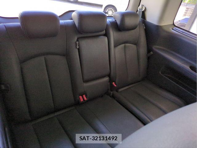 Nissan ELGRAND 2013-03 7326919-28