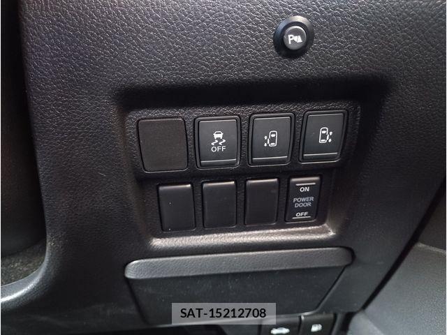 Nissan ELGRAND 2015-11 7326912-9