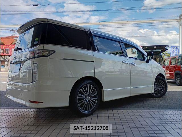 Nissan ELGRAND 2015-11 7326912-2