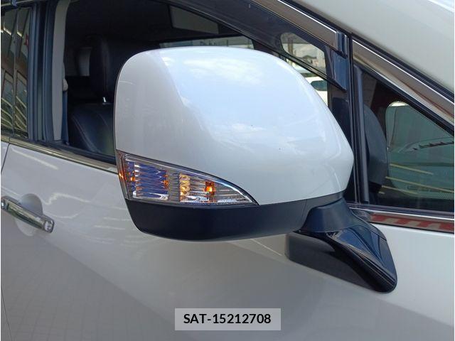 Nissan ELGRAND 2015-11 7326912-5