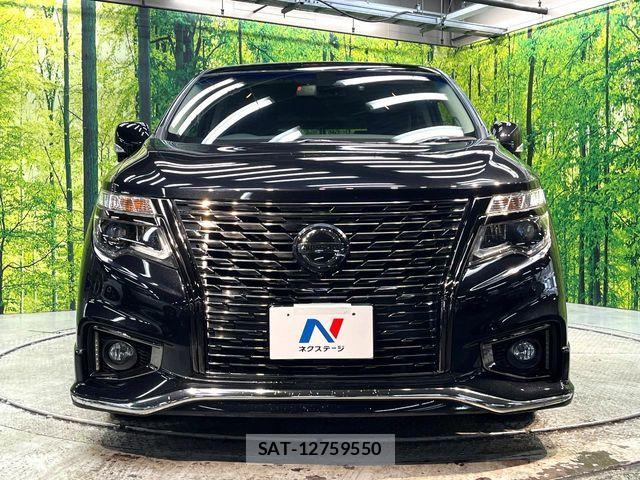 Nissan ELGRAND 2021-02 7326904-14